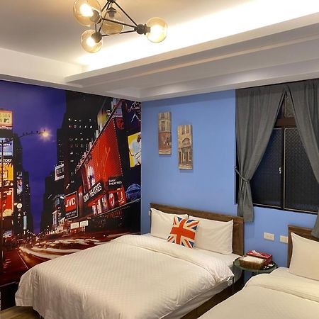 羅東夜市工業風 Luodong Luaran gambar